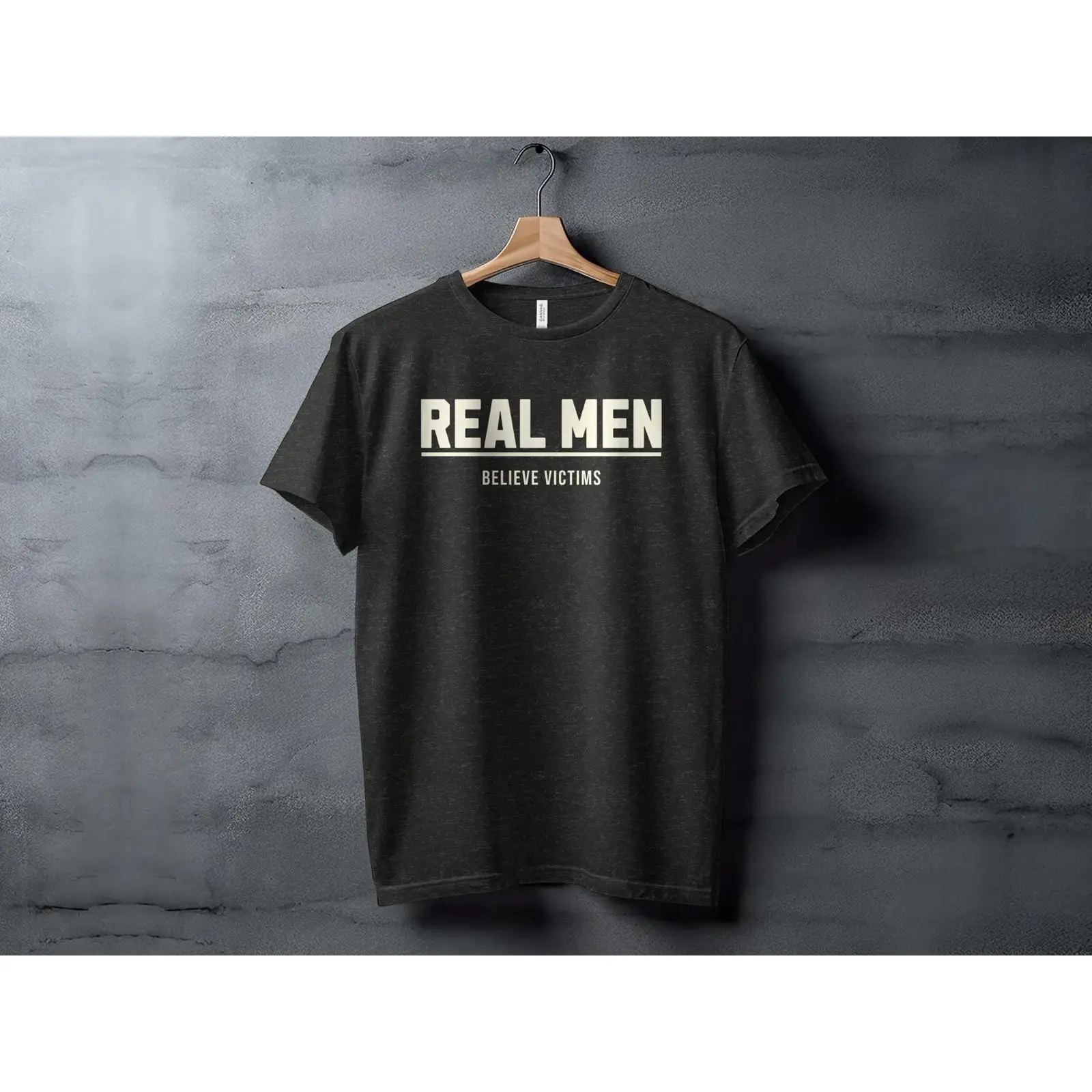 Vintage Fashion Victim Shirt - Echte mannen geloven in het recht