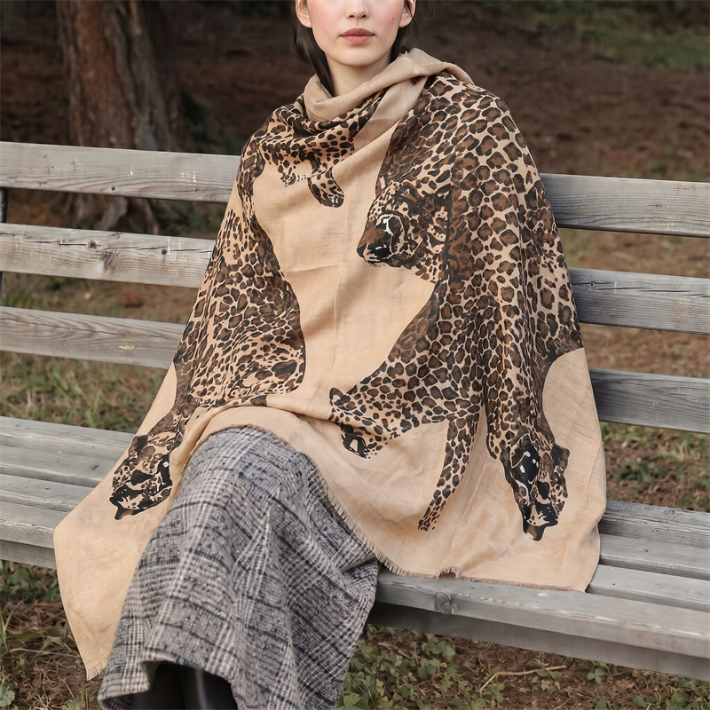 Vintage luipaardprint hijab en - Vintage Fashion Prints recensie en prijs