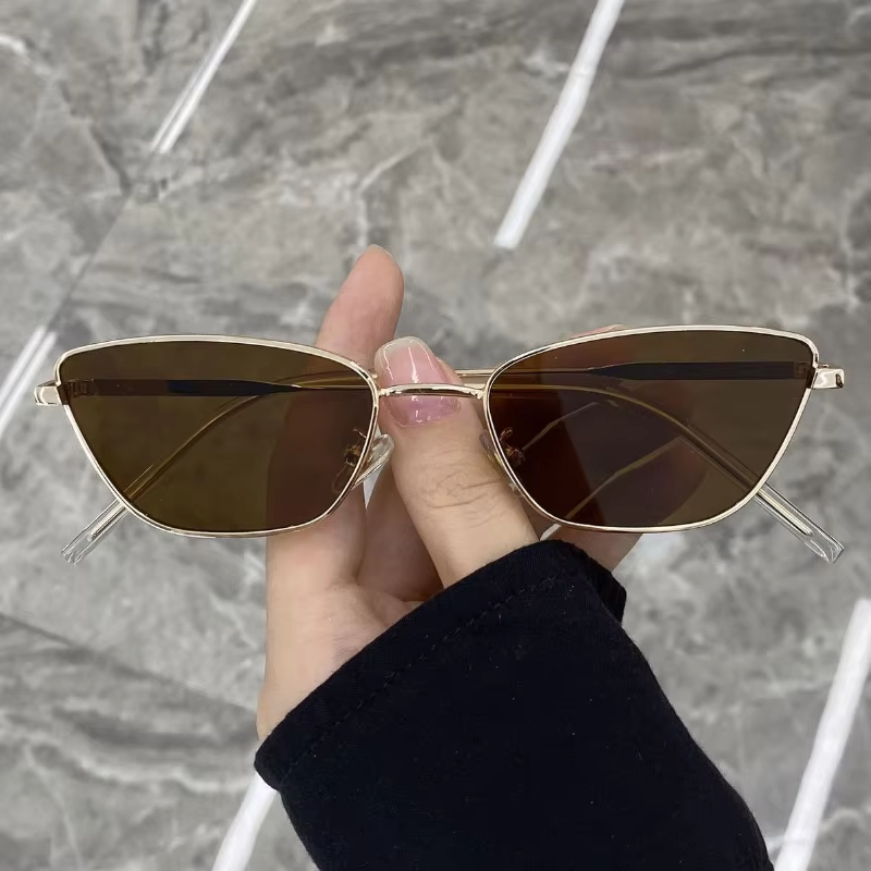 Modieuze Cat Eye zonnebrillen  - Vintage Fashion Girl recensie en prijs
